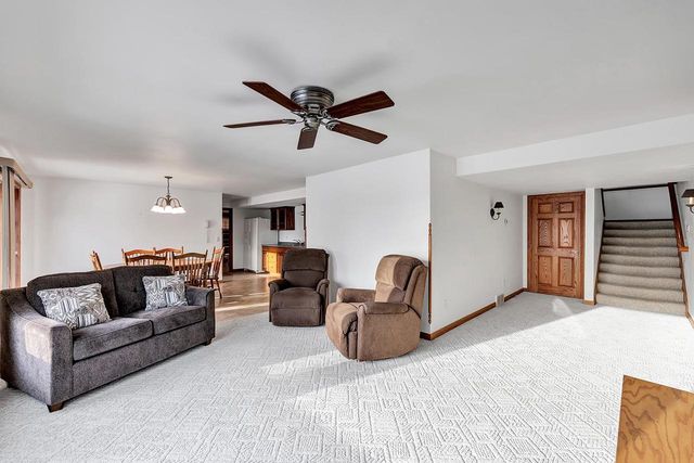 4207 LOST DAUPHIN ROAD, De Pere, WI 54115