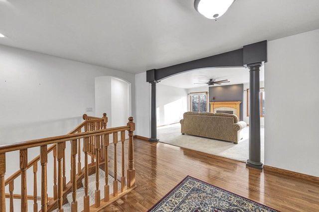 4207 LOST DAUPHIN ROAD, De Pere, WI 54115