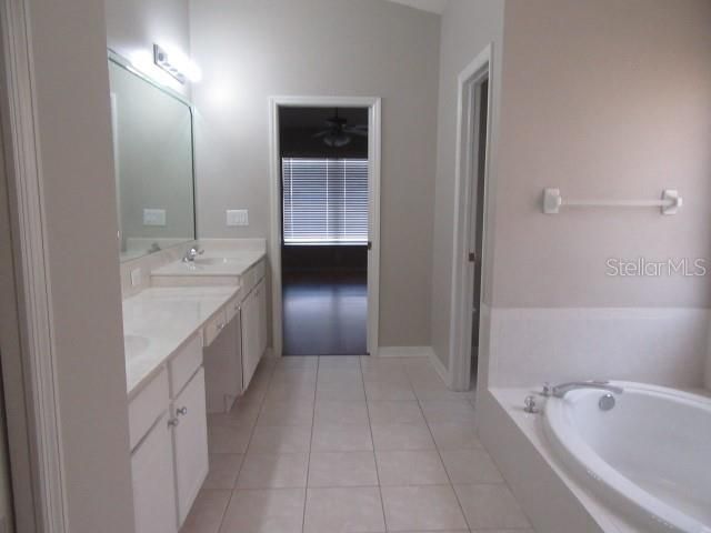 23113 EMERSON WAY, Land O Lakes, FL 34639