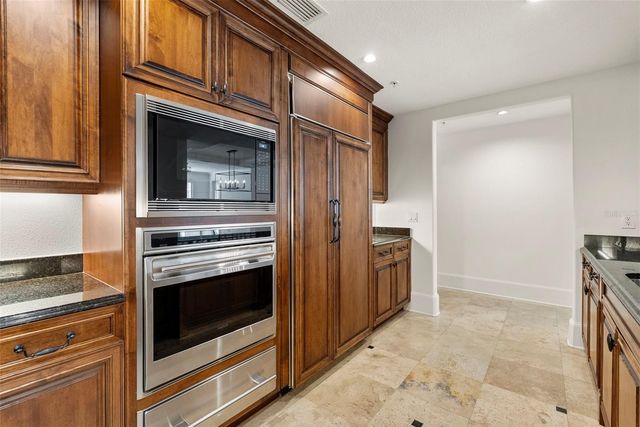 315 E NEW ENGLAND AVENUE 7, Winter Park, FL 32789