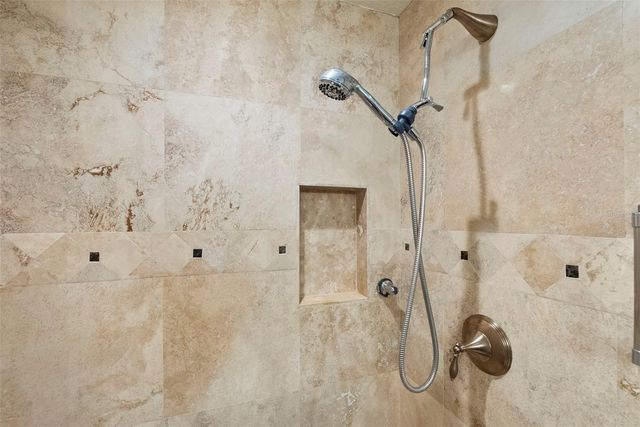 315 E NEW ENGLAND AVENUE 7, Winter Park, FL 32789