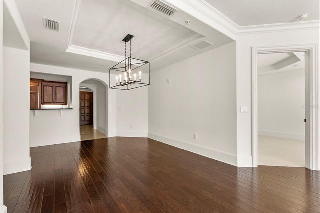 315 E NEW ENGLAND AVENUE 7, Winter Park, FL 32789