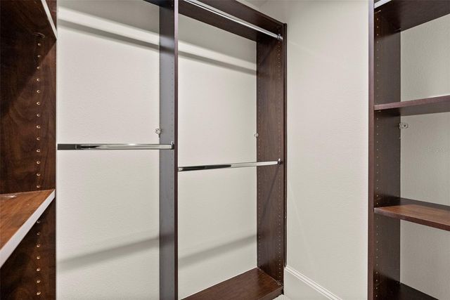 315 E NEW ENGLAND AVENUE 7, Winter Park, FL 32789