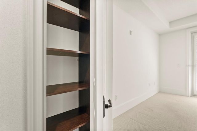 315 E NEW ENGLAND AVENUE 7, Winter Park, FL 32789