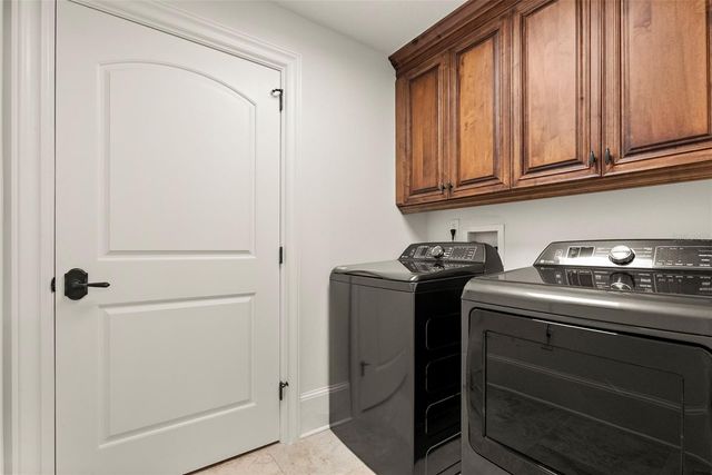 315 E NEW ENGLAND AVENUE 7, Winter Park, FL 32789