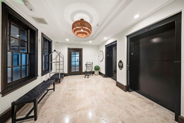 315 E NEW ENGLAND AVENUE 7, Winter Park, FL 32789