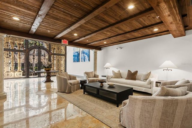 315 E NEW ENGLAND AVENUE 7, Winter Park, FL 32789