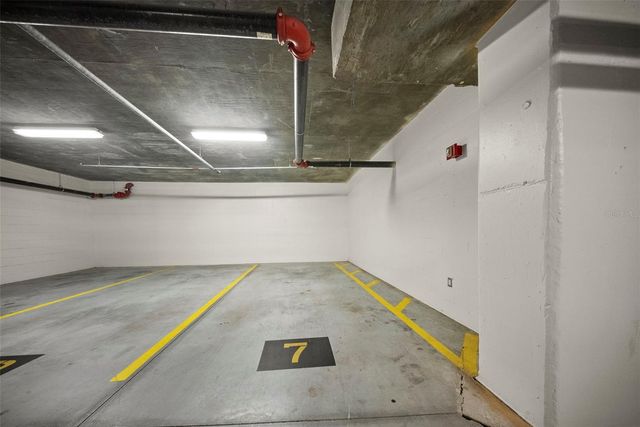 315 E NEW ENGLAND AVENUE 7, Winter Park, FL 32789