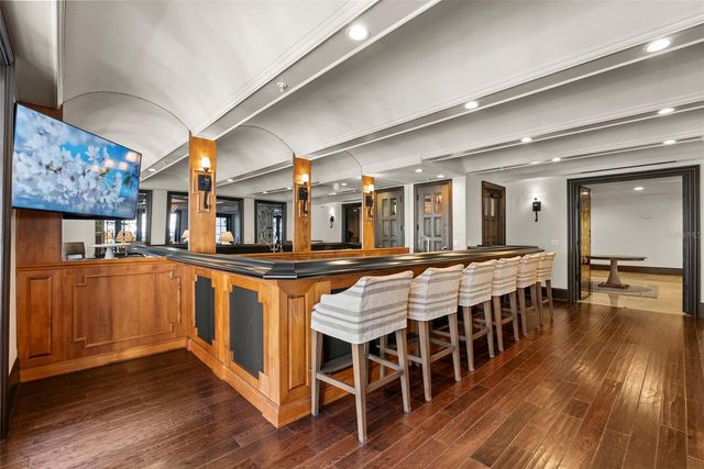 315 E NEW ENGLAND AVENUE 7, Winter Park, FL 32789