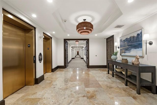 315 E NEW ENGLAND AVENUE 7, Winter Park, FL 32789