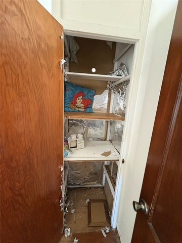 500 N Victory Street, Graham, TX 76450