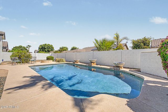 7247 W MELINDA Lane, Glendale, AZ 85308