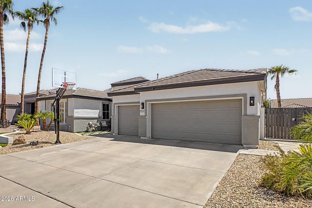 7247 W MELINDA Lane, Glendale, AZ 85308