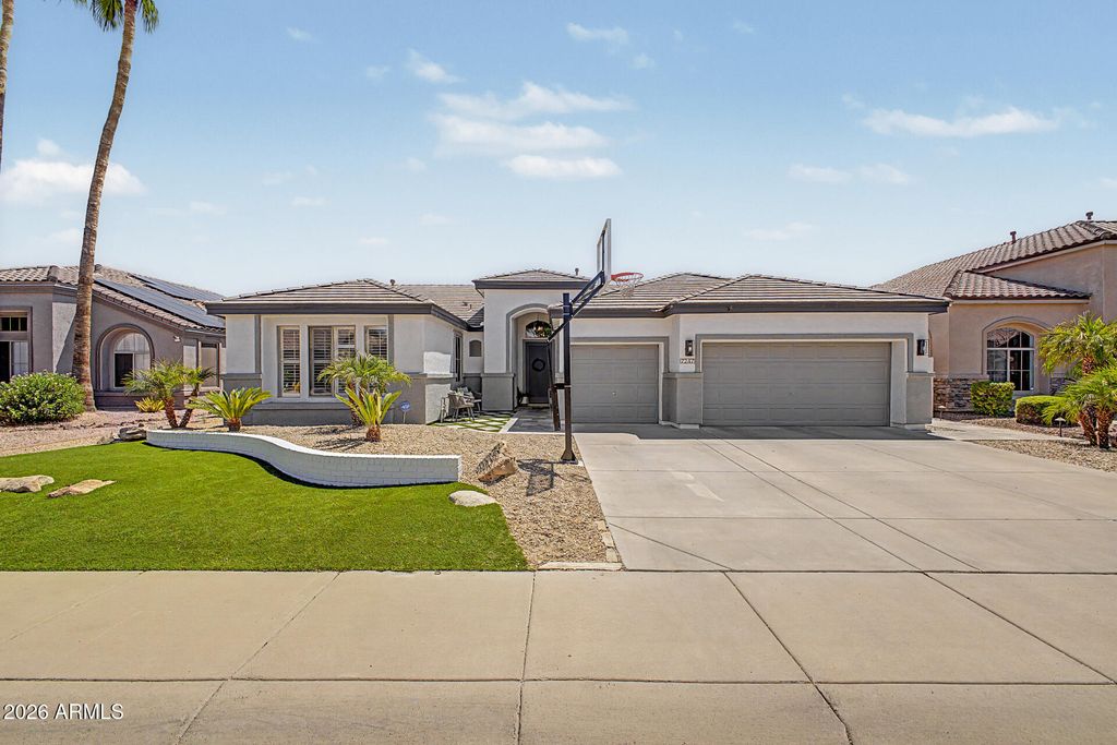 7247 W MELINDA Lane, Glendale, AZ 85308 — exterior