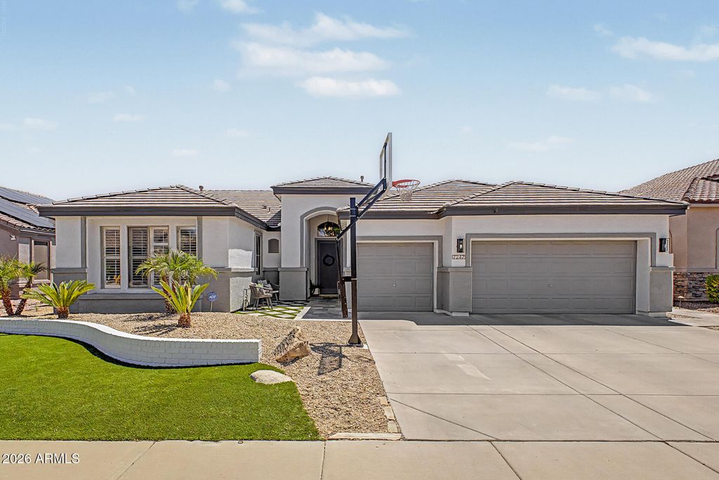7247 W MELINDA Lane, Glendale, AZ 85308 — photo 2
