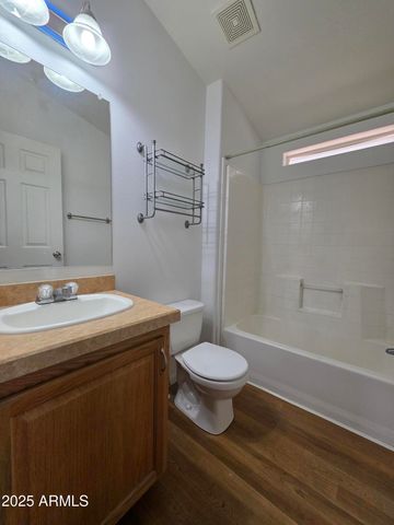 2233 E BEHREND Drive 211, Phoenix, AZ 85024