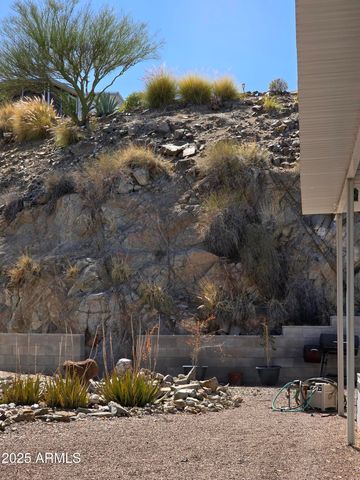 2233 E BEHREND Drive 211, Phoenix, AZ 85024