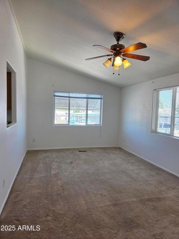 2233 E BEHREND Drive 211, Phoenix, AZ 85024