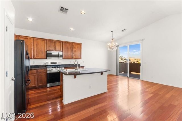 5018 Quiet Falls Court, Las Vegas, NV 89141