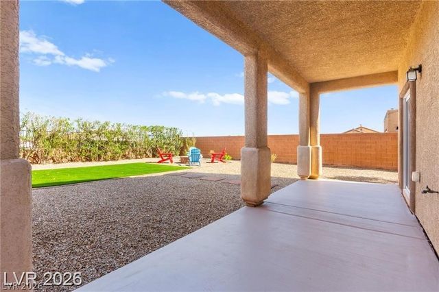 5018 Quiet Falls Court, Las Vegas, NV 89141