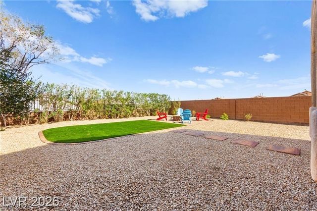 5018 Quiet Falls Court, Las Vegas, NV 89141