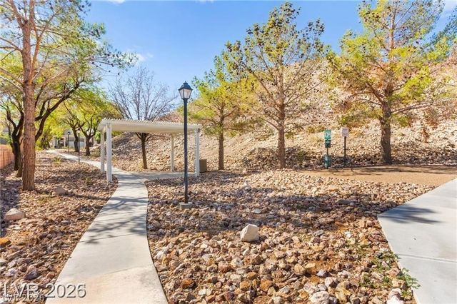 5018 Quiet Falls Court, Las Vegas, NV 89141