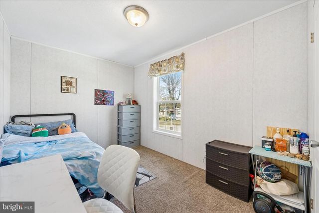 8 HILLTOP DR, West Grove, PA 19390