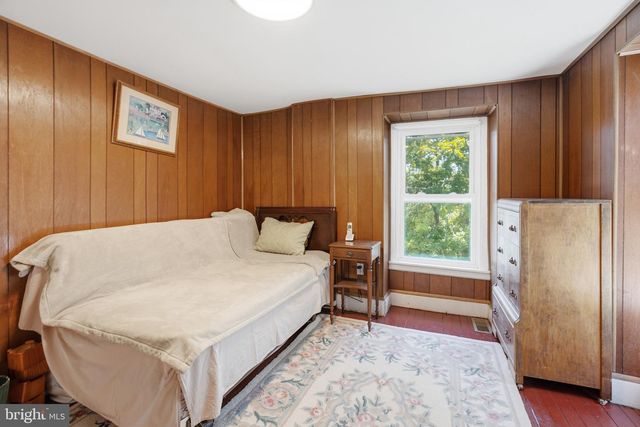 301 PARSONS AVE, Bala Cynwyd, PA 19004