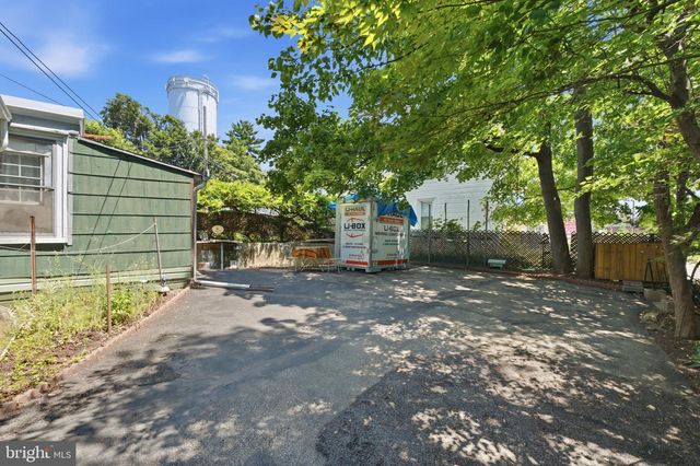 301 PARSONS AVE, Bala Cynwyd, PA 19004