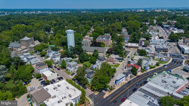 301 PARSONS AVE, Bala Cynwyd, PA 19004