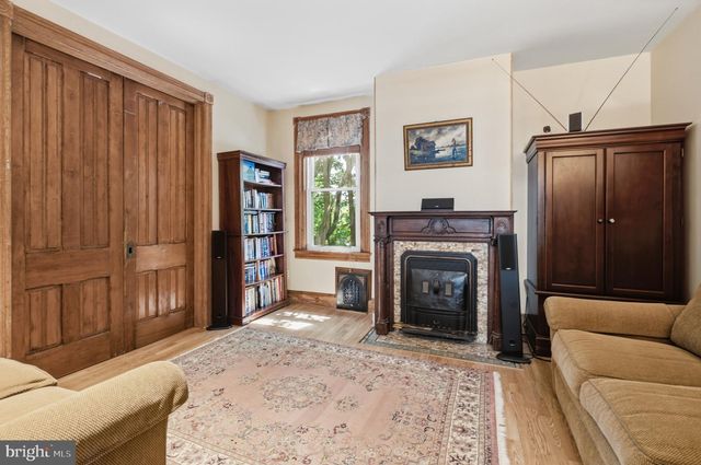 301 PARSONS AVE, Bala Cynwyd, PA 19004