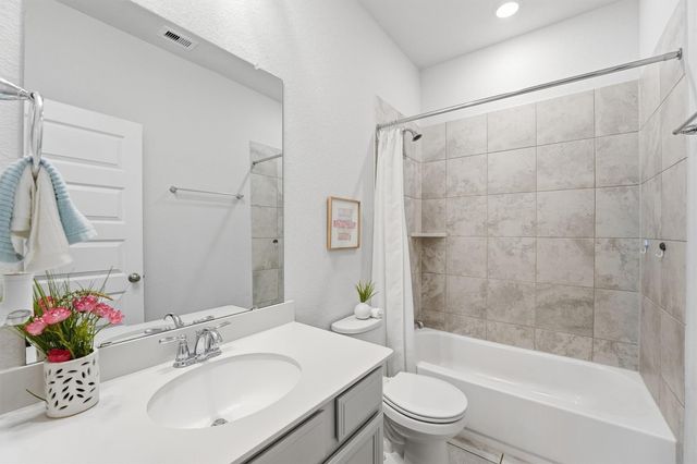 18846 Amaro Hills Drive, New Caney, TX 77357