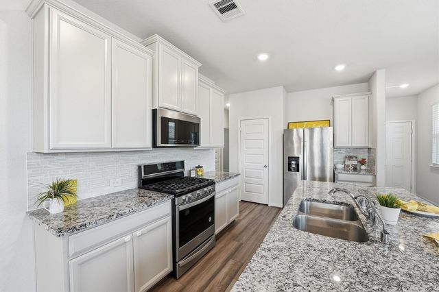 18846 Amaro Hills Drive, New Caney, TX 77357