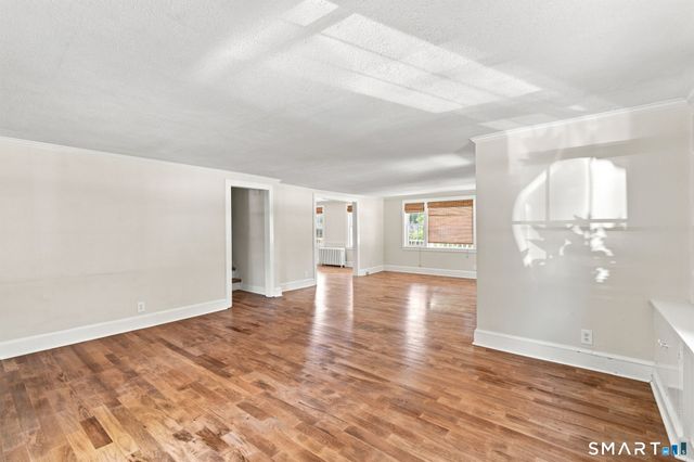 268 Ridgewood Road, West Hartford, CT 06107