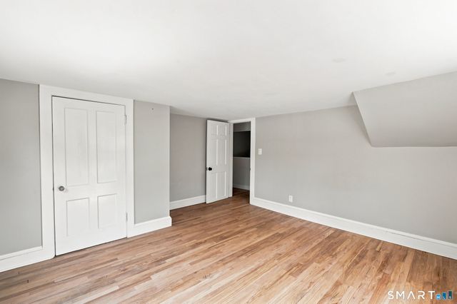268 Ridgewood Road, West Hartford, CT 06107
