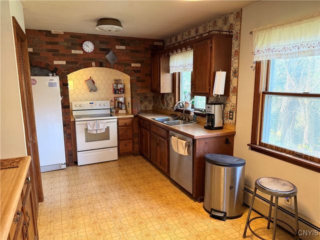 5831 Stokes Lee Center Road, Lee, NY 13363