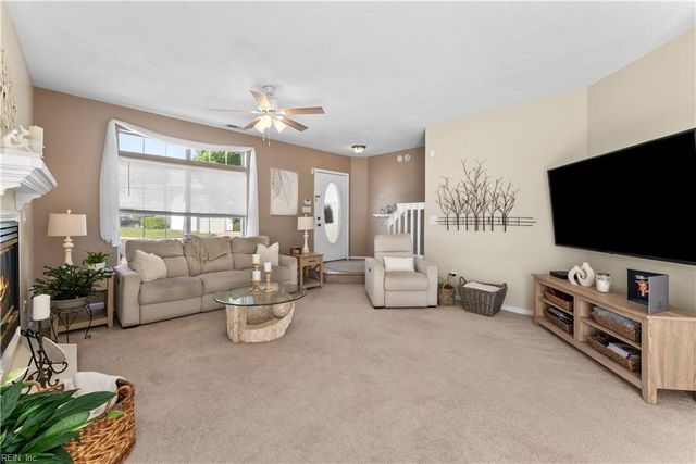 4496 Kidder DR, Virginia Beach, VA 23462