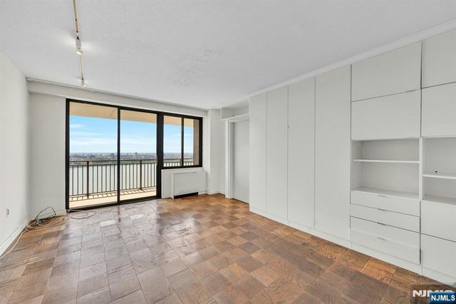 1500 Palisade Avenue 23E, Fort Lee, NJ 07024