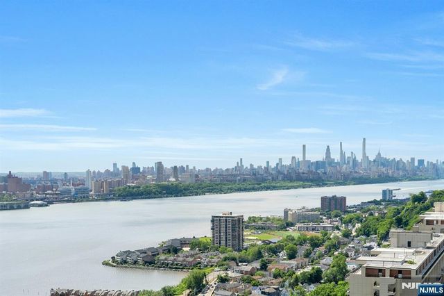 1500 Palisade Avenue 23E, Fort Lee, NJ 07024
