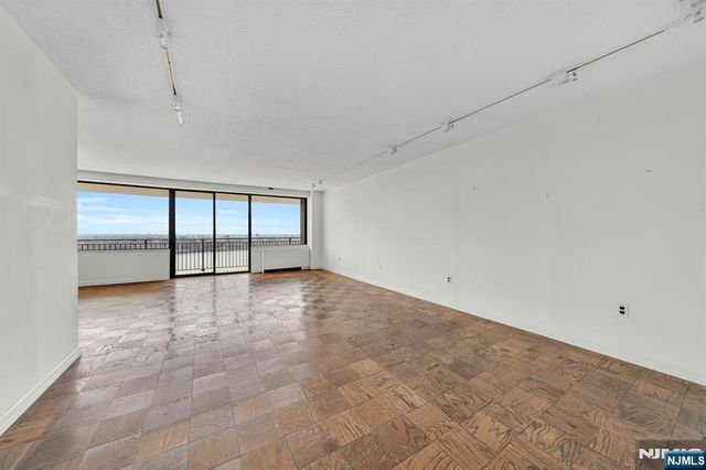 1500 Palisade Avenue 23E, Fort Lee, NJ 07024