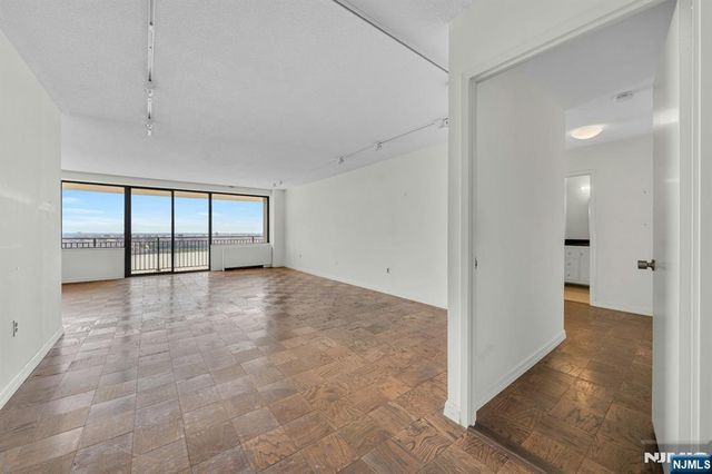 1500 Palisade Avenue 23E, Fort Lee, NJ 07024