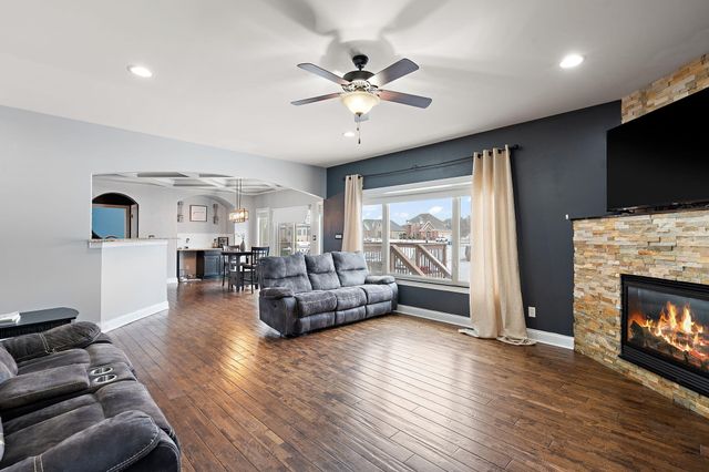 9187 Michigan Drive, Crown Point, IN 46307