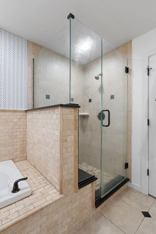 9187 Michigan Drive, Crown Point, IN 46307