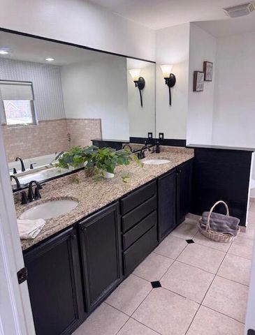 9187 Michigan Drive, Crown Point, IN 46307