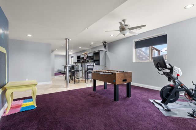 9187 Michigan Drive, Crown Point, IN 46307