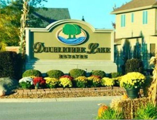 9187 Michigan Drive, Crown Point, IN 46307