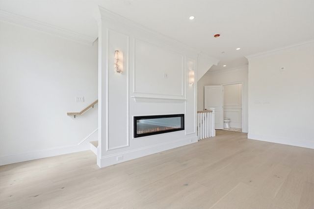 257R Market Street B, Boston, MA 02135