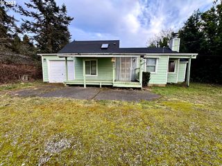 18503 Ne COUCH St, Portland, OR 97230