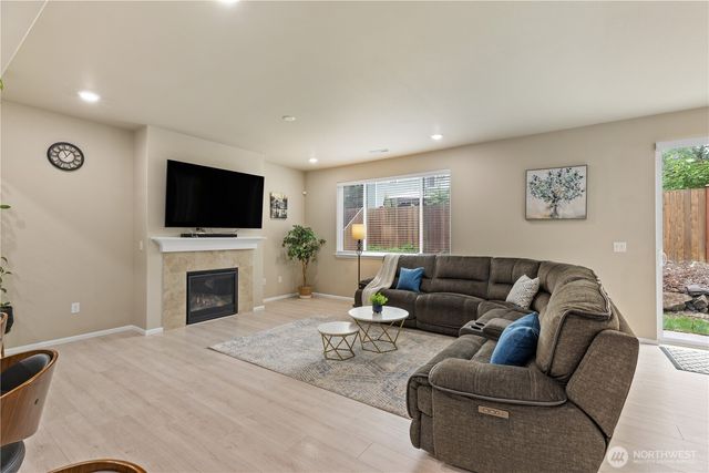 26832 199th Avenue SE, Covington, WA 98042