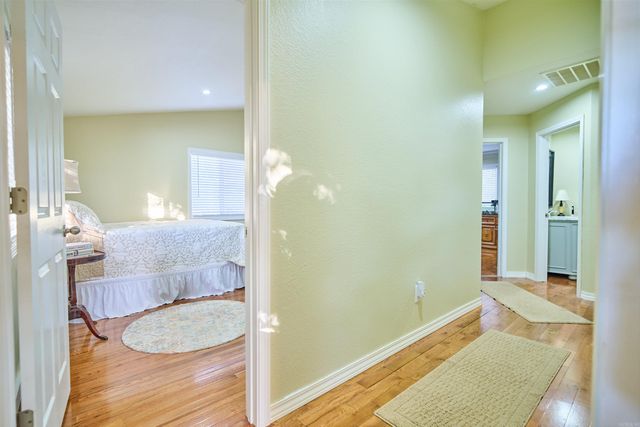 2 Goti Drive, Cherokee Village, AR 72529